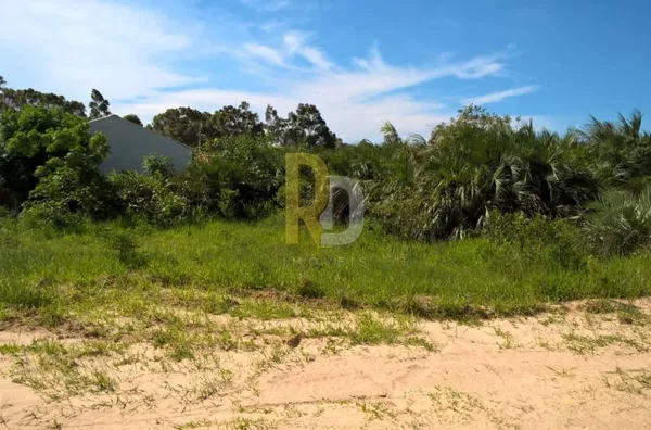Terreno a Venda no bairro Mato Alto - Laguna, SC