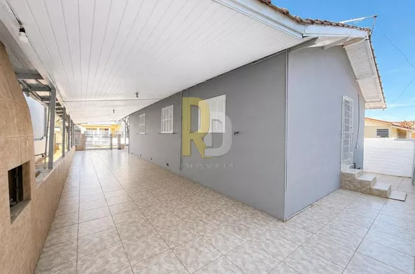 Casa para Aluguel no bairro Cabeçudas - Laguna, SC