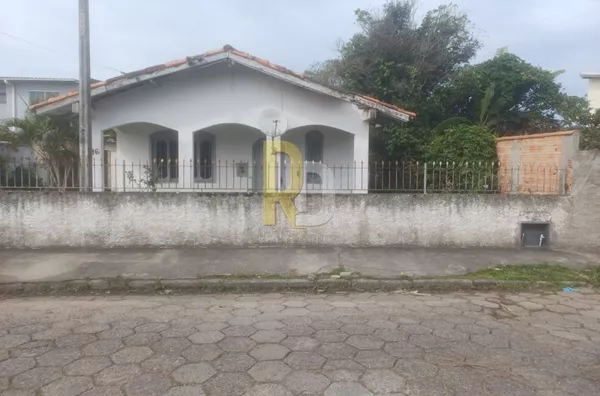 Casa a Venda no bairro Portinho - Laguna, SC
