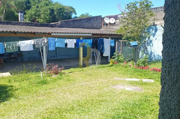 Casa a Venda no bairro Cabeçudas - Laguna, SC