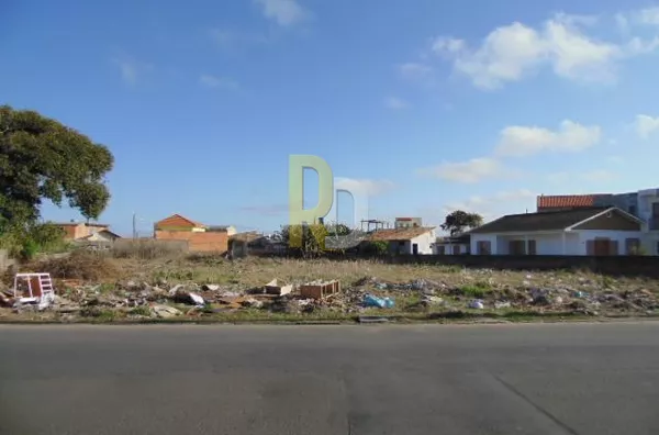 Terreno a Venda no bairro Mar Grosso - Laguna, SC