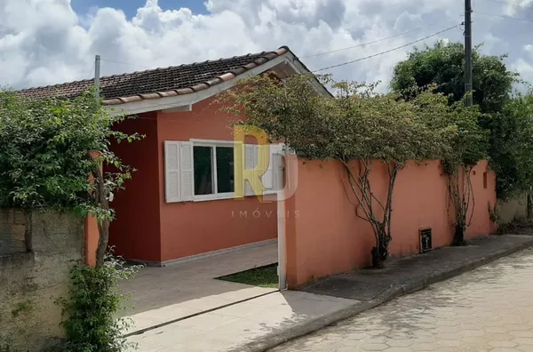 Casa a Venda no bairro Ponta Da Barra - Laguna, SC