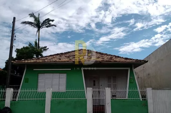 Casa a Venda no bairro Magalhães - Laguna, SC