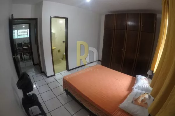 Casa a Venda no bairro Mar Grosso - Laguna, SC