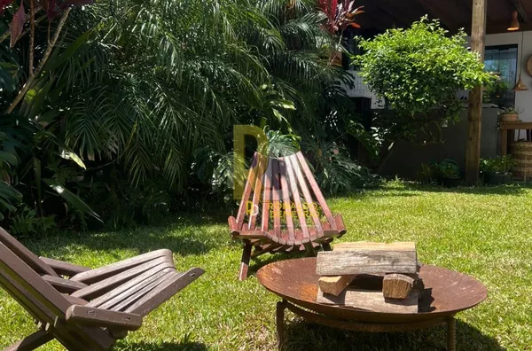 Casa a Venda no bairro Cabeçudas - Laguna, SC