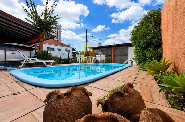 Casa a Venda no bairro Mar Grosso - Laguna, SC