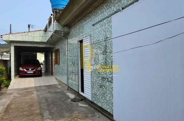 Casa a Venda no bairro Progresso - Laguna, SC