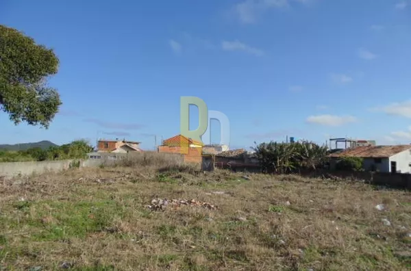 Terreno a Venda no bairro Mar Grosso - Laguna, SC
