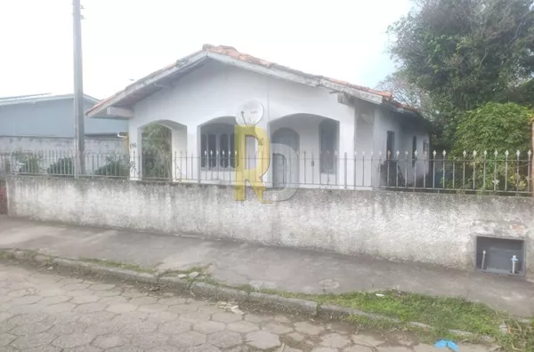 Casa a Venda no bairro Portinho - Laguna, SC
