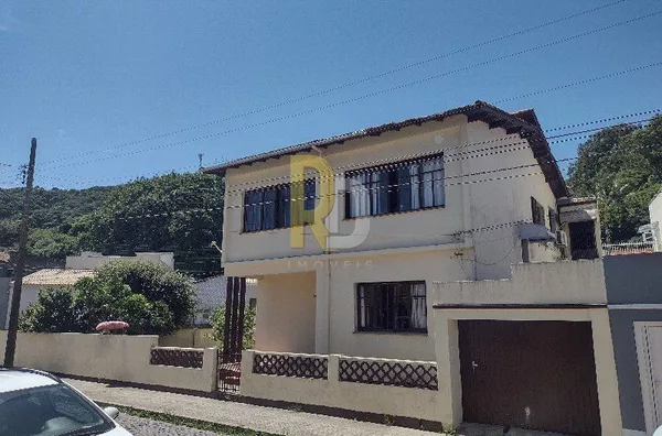 Casa a Venda no bairro Centro - Laguna, SC