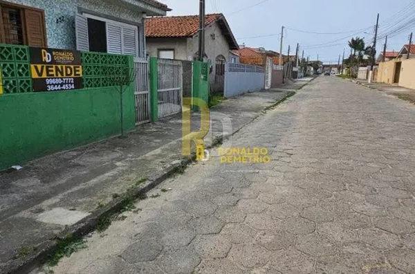 Casa a Venda no bairro Progresso - Laguna, SC