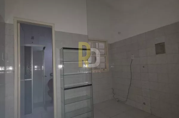 Sala Comercial para Aluguel no bairro Centro - Laguna, SC