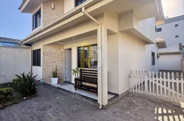 Casa a Venda no bairro Progresso - Laguna, SC