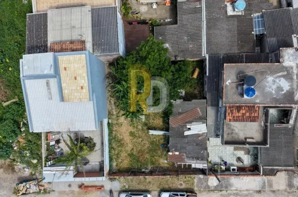 Terreno a Venda no bairro Magalhães - Laguna, SC