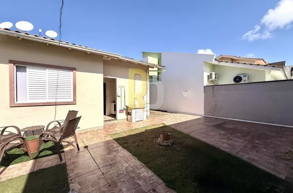 Casa a Venda no bairro Bela Vista - Laguna, SC