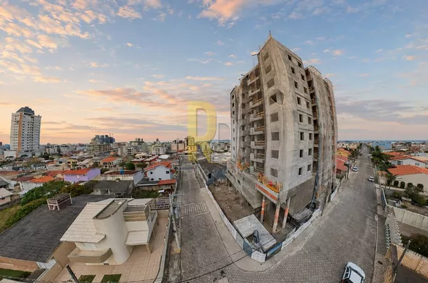 Edifício Mar di Nizza - bairro Mar Grosso - Laguna, SC