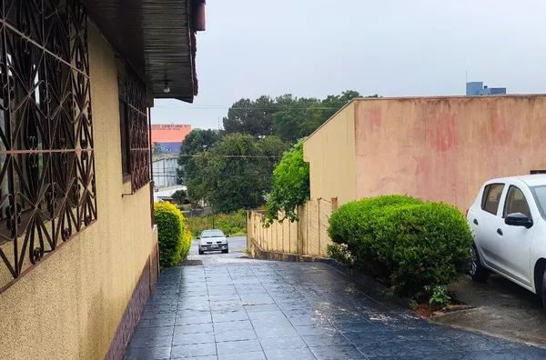 Casa para venda, 4 quarto(s),  Bonsucesso, Guarapuava