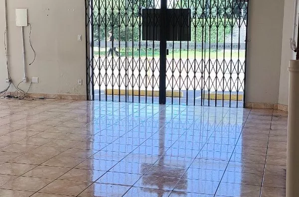 Sala comercial para aluguel,  com estacionamento, Bairro Vila Carli, Guarapuava