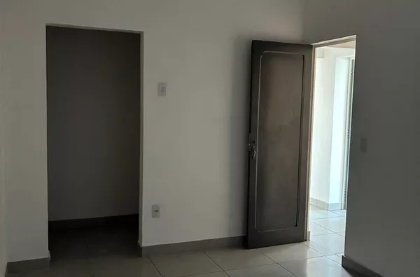 Casa COMERCIAL para aluguel,  Dom Bosco, Belo Horizonte