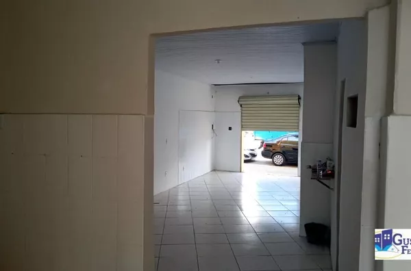 ALUGUEL LOJA COM 140M2  AO LADO DO BANCO ITAU NA PRAÇA SAO VICENTE .