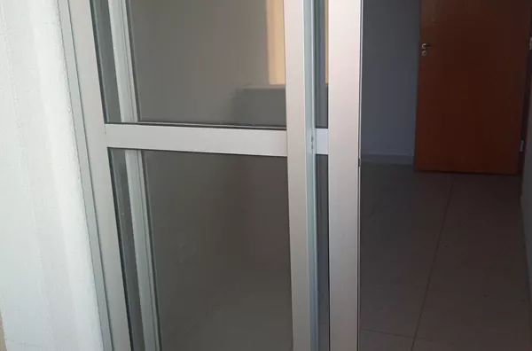 VENDE APARTAMENTO DE 2 QUARTOS COM GARAGEM NA REGIAO DO BAIRRO CABRAL PROXIMO AO SHOPPING CONTAGEM