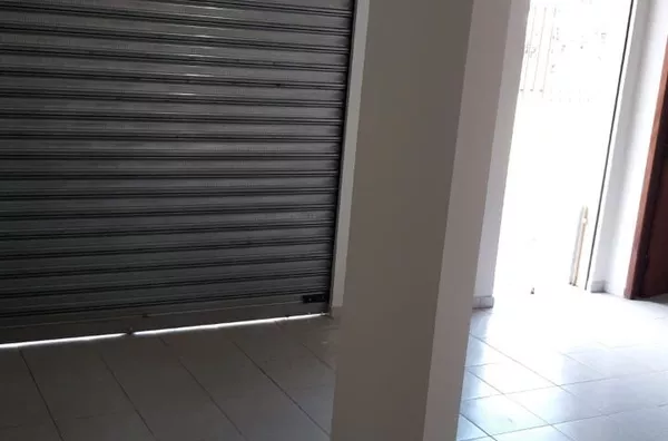 ALUGA LOJA 2 PORTAS DE AÇO RUA VILA RICA