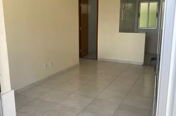 VENDE APARTAMENTO DE 2 QUARTOS NA REGIAO DO CABRAL