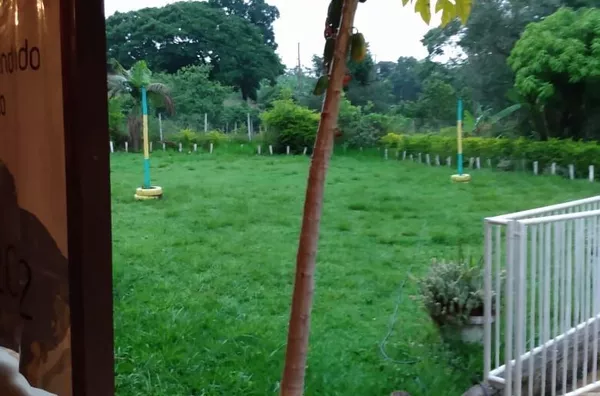 SITIO  COM TERRENO DE 2205M2  EM SAMAMBAIA EM PIEDADE PARAOPEBA MG