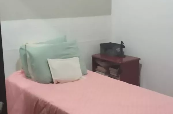 Apartamento Padrão com dois banheiros e terceiro quarto.Bairro Alípio de Melo.