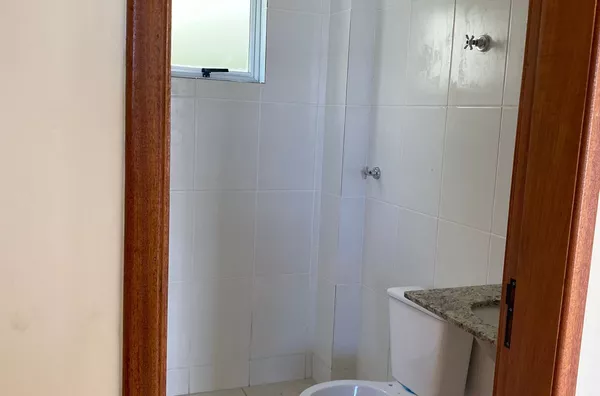 VENDE APARTAMENTO DE 2 QUARTOS NA REGIAO DO CABRAL