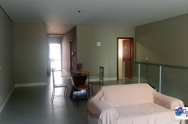 VENDA DE CASA COM 3 QUARTOS E SUITE NO BAIRRO ALVARO CAMARGOS