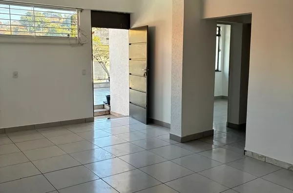 Casa COMERCIAL para aluguel,  Dom Bosco, Belo Horizonte