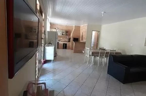 Casa para temporada, 2 quarto(s),  Balneário Perequê, Porto Belo