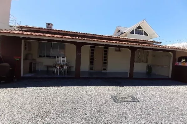 Casa para temporada, 2 quarto(s),  Balneário Perequê, Porto Belo