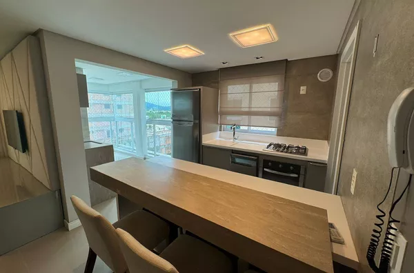 VENDA DE UM APARTAMENTO EDIFICIO TORRES DO SUL MEIA PRAIA/ ITAPEMA/ SC