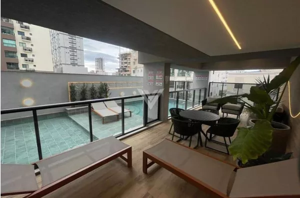 Venda de um apartamento Edifício Acqualina Residence