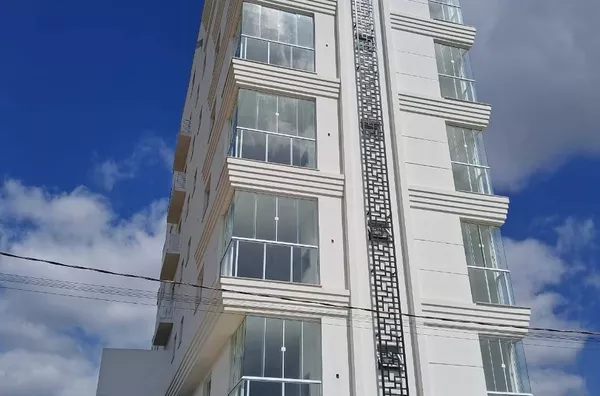 VENDE - SE APARTAMENTO  NO LA DOLCE VITA