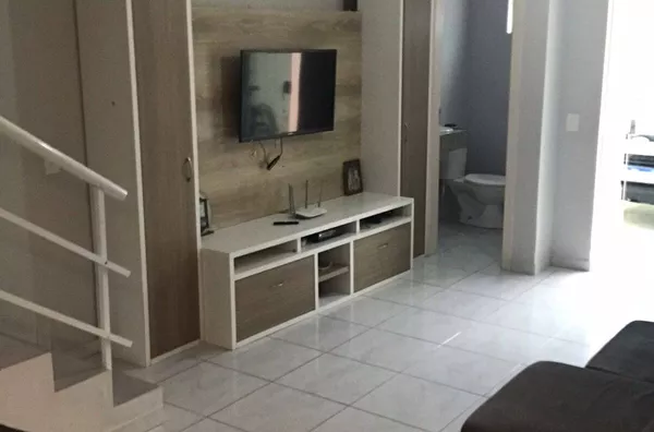 VENDA DE UM SOBRADO