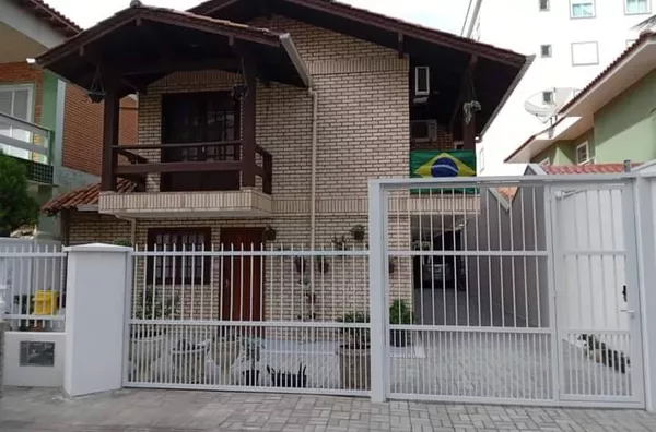 VENDA DE 3 APTO  EM BOMBINHAS
