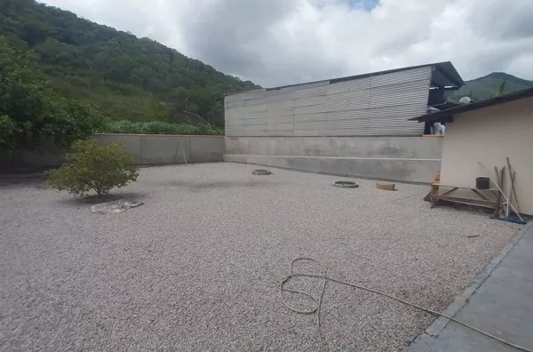 VENDA DE UMA CASA EM PORTO BELO SC