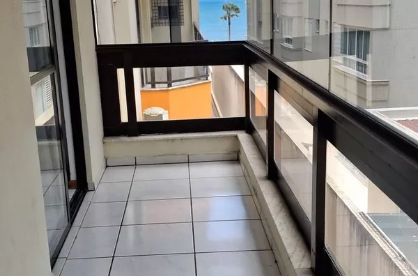 LOCAÇÃO TEMPORADA / APARTAMENTO NA MEIA PRAIA