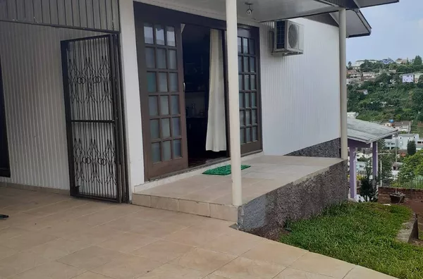 VENDA DE UMA CASA MISTA EM CONCORDIA SC