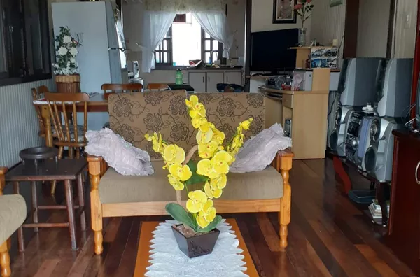 VENDA DE UMA CASA MISTA EM CONCORDIA SC