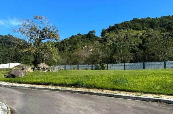 VENDA DE 2 LOTES NA CHACARRA FLORA ALTO PADRAO