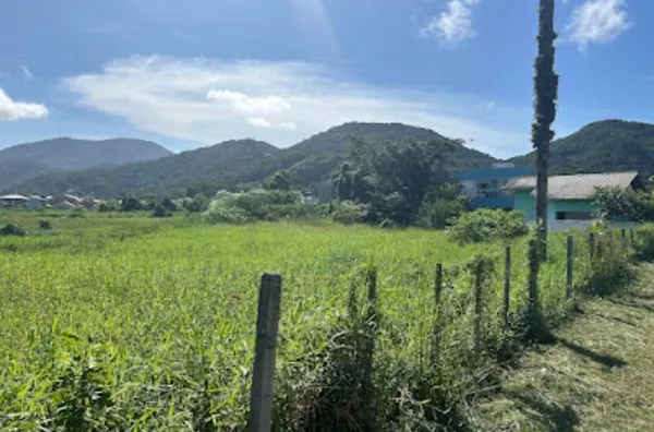 VENDA DE UM LOTE