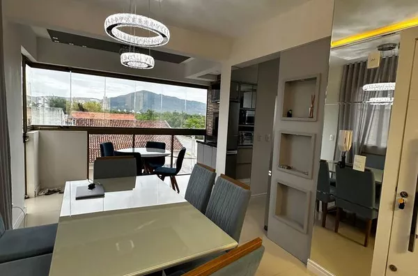 VENDA DE UM APARTAMENTO NA MEIA PRAIA  SC MORADAS DO ARVOREDO