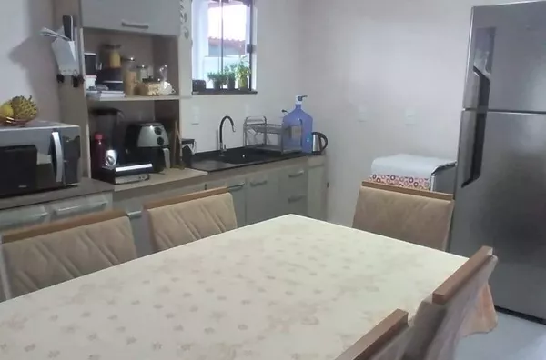 VENDA DE UMA CASA NO PORTO BELO SC  BAIRRO SANTA LUZIA