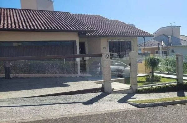VENDO UMA CASA CIDADE UNIVERSITARIA PEDRA BRANCA PALHOÇA