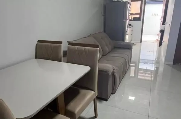 VENDE UMA CASA EM CACHOEIRINHA/RS
