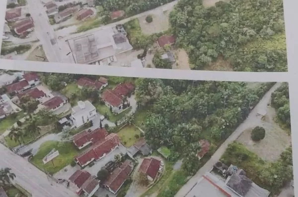 TERRENO COM DUAS CASA PARA PERMUTA OU VENDA EM BRUSQUE SC